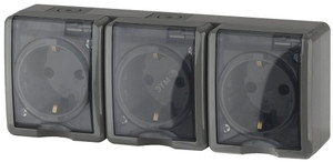 Розетка однофазная тройная наружная (открытой установки) с заземлением без шторок серый 16А 250В IP54 винтовые клеммы 11-2405-03 Эра Эксперт (ЭРА) Б0020721