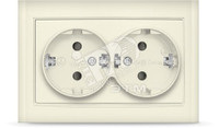 Розетка Бриллиант двойная с заземлением слоновая кость (UNIVersal) 7948752