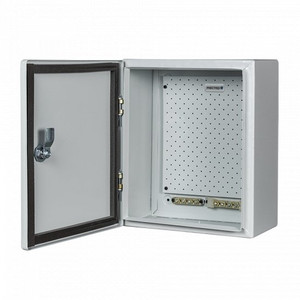 Шкаф с монтажной панелью (ЩМП) IP54, 290х390х190 мм МАСТЕР-2У Mastermann (Mastermann) Мастер-2У