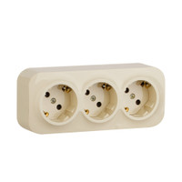 Розетка 3-местная для открытой установки с заземлением с защитными шторками с предварительным подключением 16А слоновая кость QUTEO (IEK) 782268