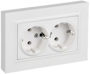 BRITE Розетка 2-местная с заземлением без защитных шторок плоская 16А в сборе РСПл12-3-БрАБ арктический белый IEK (IEK) BR-R27-16-K91-F