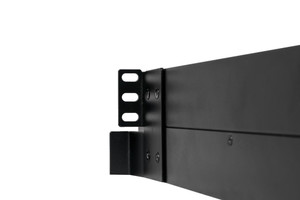 Источник бесперебойного питания Online SRVSE 3000 ВА/2700 Вт 1/1 3 мин Tower/ Rack 6хIEC 60320 C13 + 1хIEC 60320 C19 + 3хIEC 60320 C13 (программируемые выходные розетки) USB, RS-232, SNMP, Intelligent Slot (Systeme Electric) SRVSE3KRTI