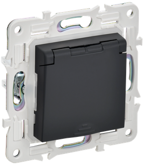 SKANDY Розетка 1-местная с заземлением с защитными шторками и крышкой 16А IP44 SK-R11G графит IEK (IEK) SK-R16-16-44-K53