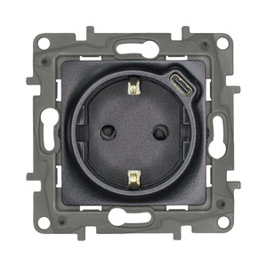 Розетка 1-местная с заземлением с защитными шторками безвинтовые зажимы 16А с USB C 7,5Вт антрацит ETIKA (IEK) 672688