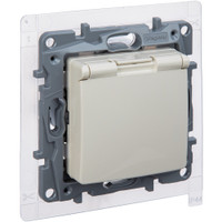 Розетка 1-местная с заземлением с защитными шторками и крышкой 16А IP44 слоновая кость ETIKA (IEK) 672326