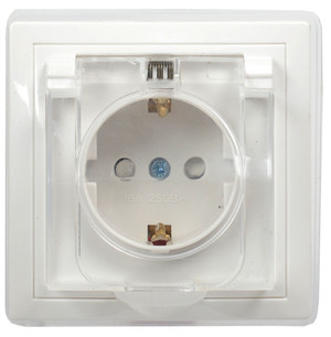 KVARTA Розетка с заземлением с защитными шторками с крышкой IP44 16А кер РСбш10-3-ККБ-44 белый GENERICA (IEK) ERK70-K01-10-DM-44