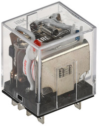 Реле промежуточное 230 В переменного тока 3 переключающих контакта 10 A РЭК77/3 с индикацией (ONI) RRP10-3-10-220A-LED