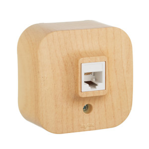 Розетка телефонная RJ11 для открытой установки дерево QUTEO (IEK) 782274