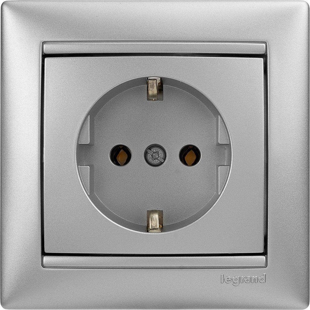 VALENA Розетка с заземлением в рамку алюминий (Legrand/Daccord) 770120