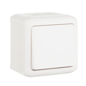 Выключатель одноклавишный, наружный IP44, 10А, белый (Legrand/Daccord) 782300