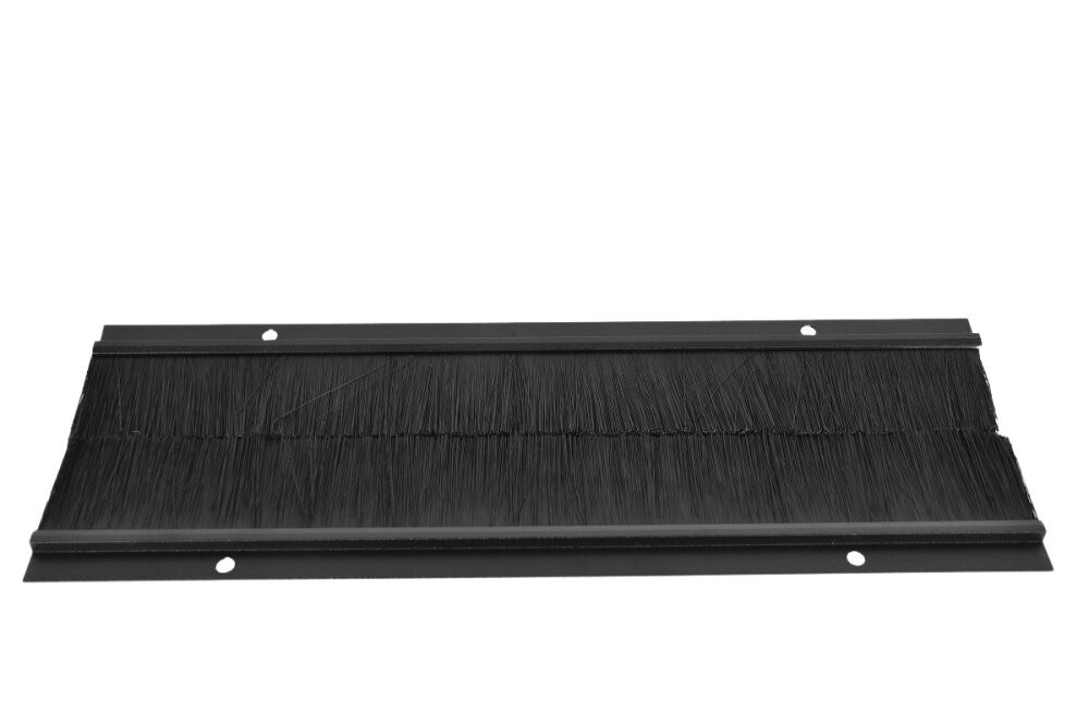 Комплект щеточного ввода в шкаф универсальный черный (ЦМО) КВ-Щ-55.420А-9005