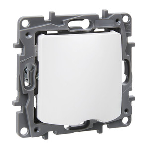 Вывод кабеля с зажимом для кабеля белый ETIKA (IEK) 672229