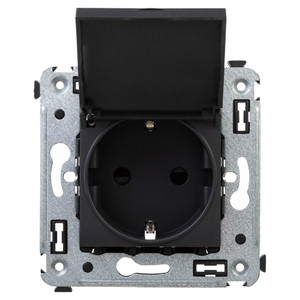 Avanti Розетка с крышкой в стену, 2P+E, с з/ш, , Черный матовый (DKC) 4412013