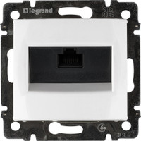 VALENA Розетка компьютерная RJ45х1 UTP белая (Legrand/Daccord) 774230