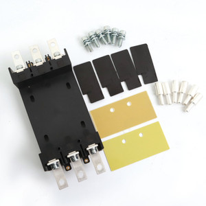 Монтажное основание TDM для MGS160 фронтальное подключение 3P (DKC) TDM-MGS160PF3