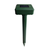 UDR-S50 SOL GREEN Устройство для отпугивания кротов и змей, на солнечной батарее. Изменяющаяся частота вибрации. Аккумулятор в/к. IP44. Зеленый. TM (Uniel) UDRS50SOLGREEN